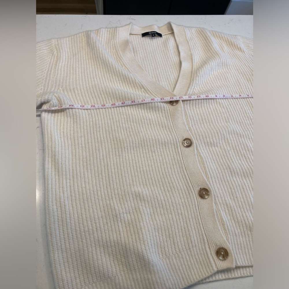 Quince 100% Cashmere Ivory Ribbed Oversized Boyfriend Cardigan - Picture 6 of 7